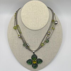 Multi-strand beaded necklace green, four-petal flower faceted pendant silvertone